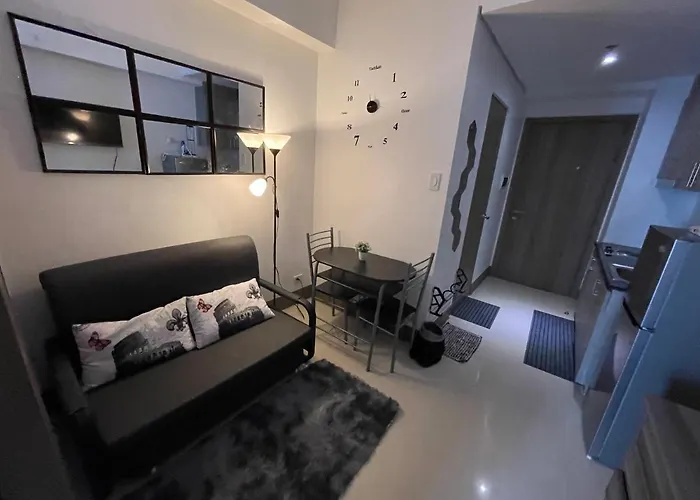 Affordable newly furnished 1 BR condo unit Apartahotel Manila