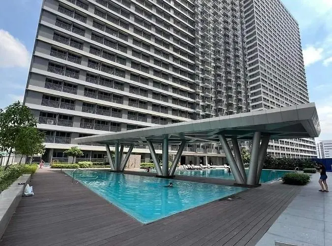 Affordable newly furnished 1 BR condo unit